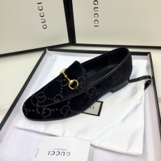 Gucci Leather Shoes